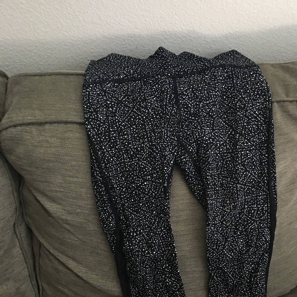 Lululemon Train Times 7/8 Pant 25” - Size 6